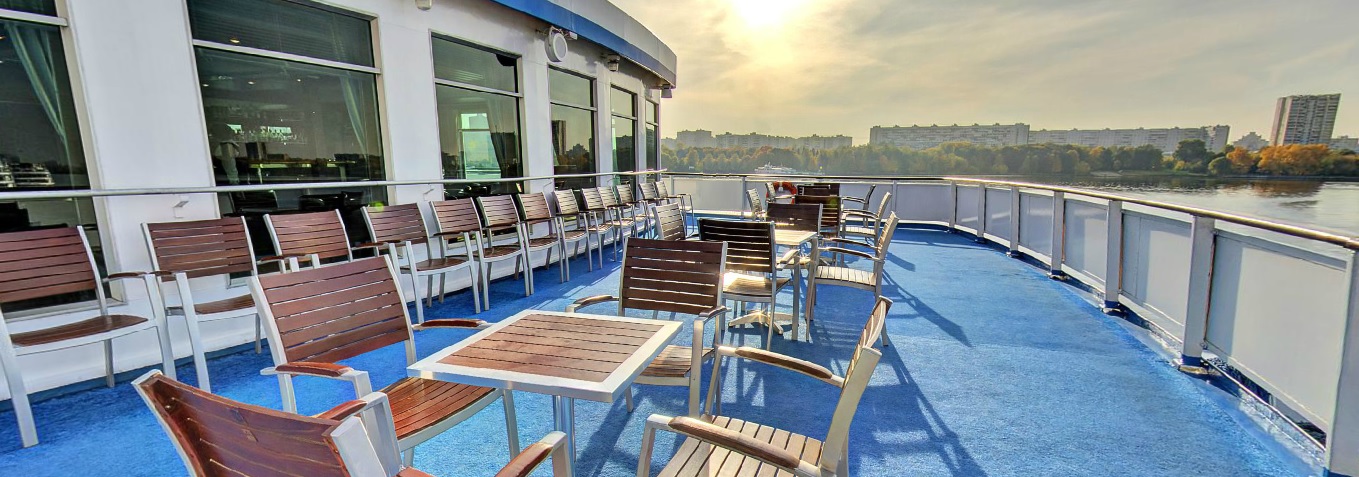 Terraza a bordo del MS Rublev CRUCEROS RUSIA CRUCEROS VOLGA CRUCEROS MOSCU CRUCEROS SAN PETERSBURGO CRUCEROS DESCUENTOS CRUCEROS OFERTA RUSIA CRUCEROS RUSIA RUSSIAN CRUISES RUSSIA CRUISES VOLGA CRUISES MS ANDREY RUBLEV RESTAURANTE TERRAZA
